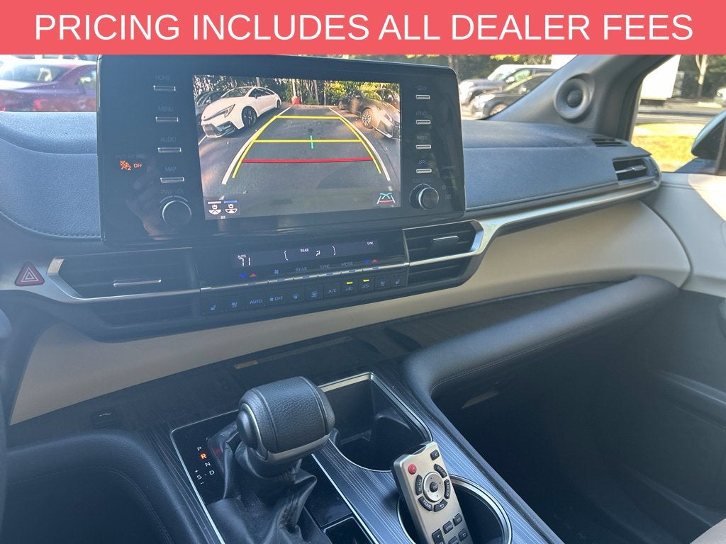 2021 Toyota Sienna Limited 7 Passenger