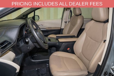 2021 Toyota Sienna Limited 7 Passenger