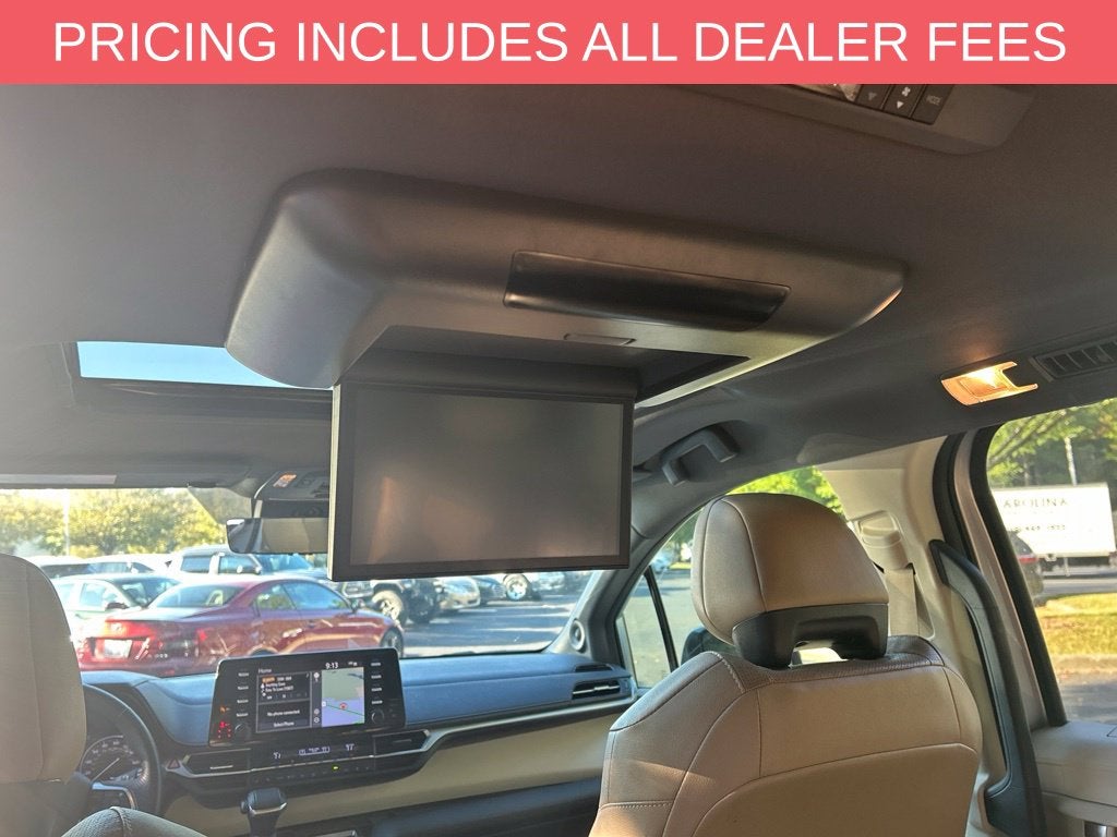 2021 Toyota Sienna Limited 7 Passenger
