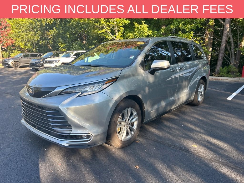 2021 Toyota Sienna Limited 7 Passenger