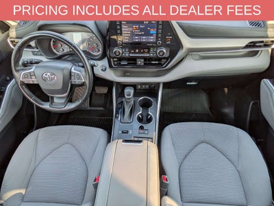 2022 Toyota Highlander LE