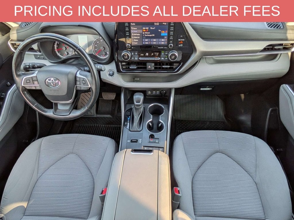 2022 Toyota Highlander LE
