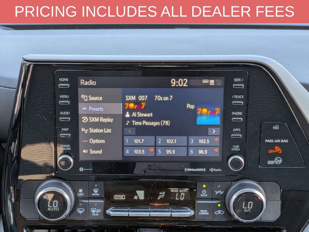 2022 Toyota Highlander LE