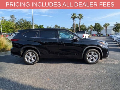2022 Toyota Highlander LE