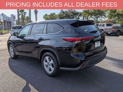 2022 Toyota Highlander LE