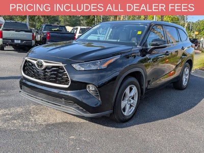 2022 Toyota Highlander LE