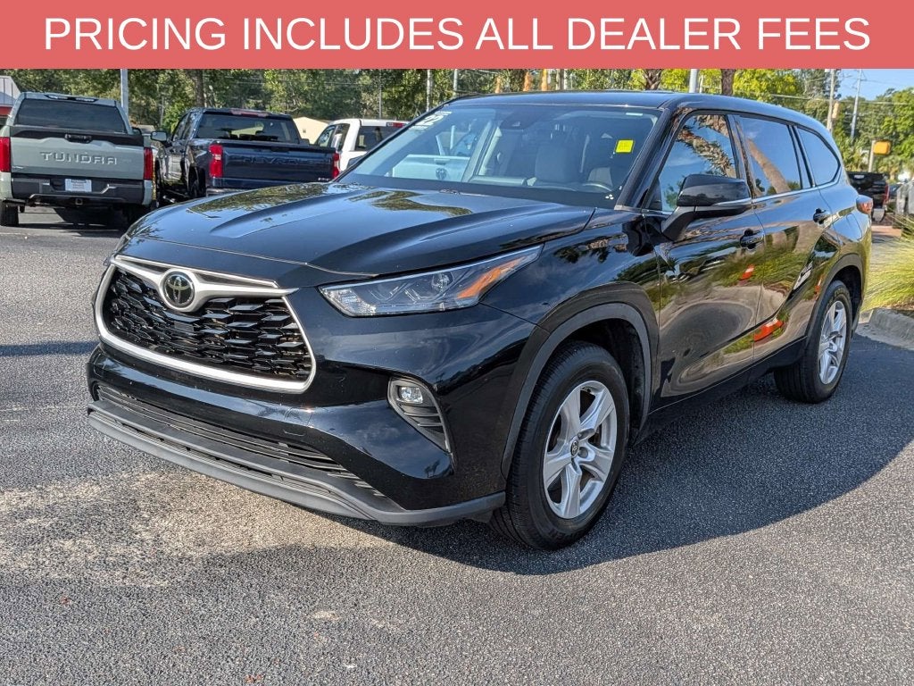 2022 Toyota Highlander LE