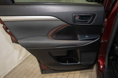 2018 Toyota Highlander LE