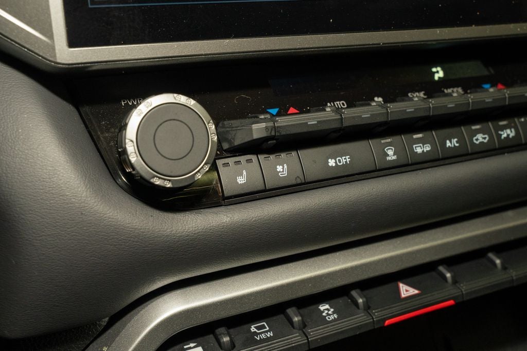 2025 Toyota Tundra Hybrid Platinum