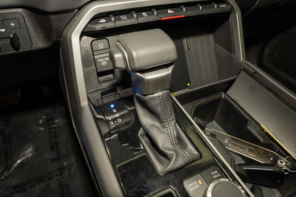 2025 Toyota Tundra Hybrid Platinum