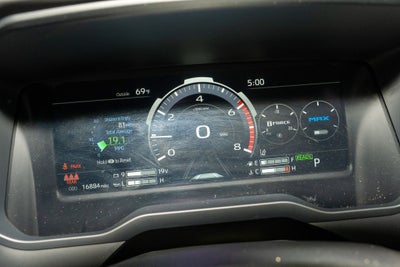 2025 Toyota Tundra Hybrid Platinum