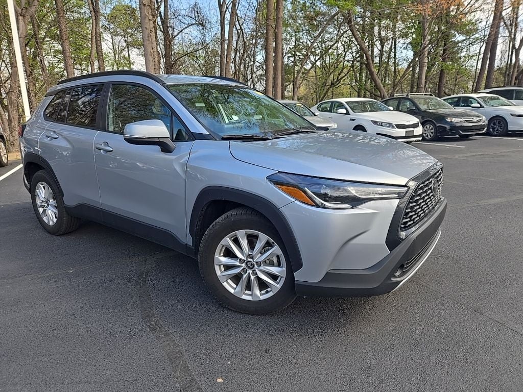 2024 Toyota Corolla Cross LE