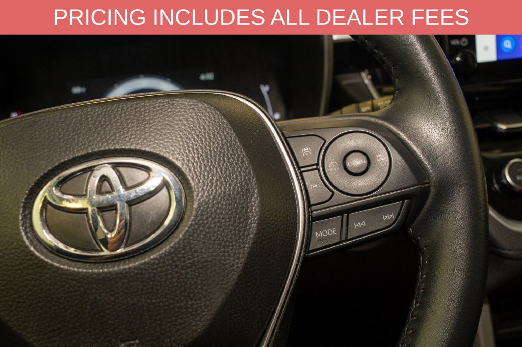 2025 Toyota Corolla Cross XLE