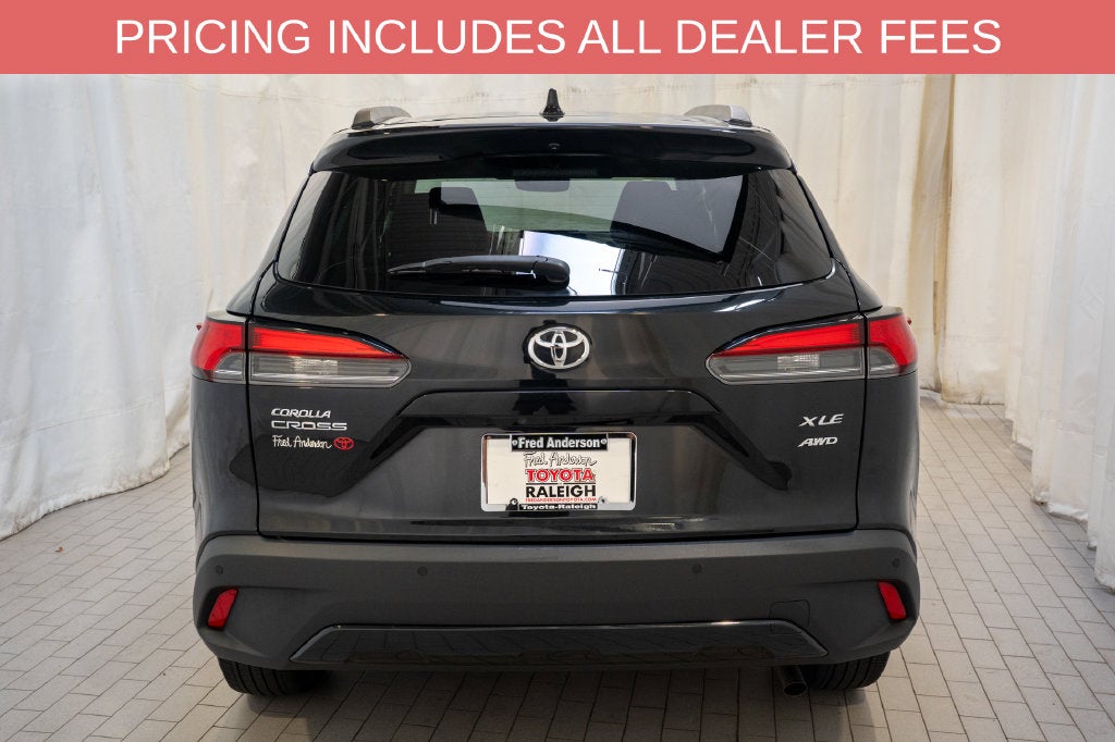 2025 Toyota Corolla Cross XLE