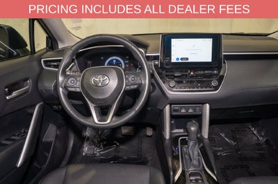 2025 Toyota Corolla Cross XLE