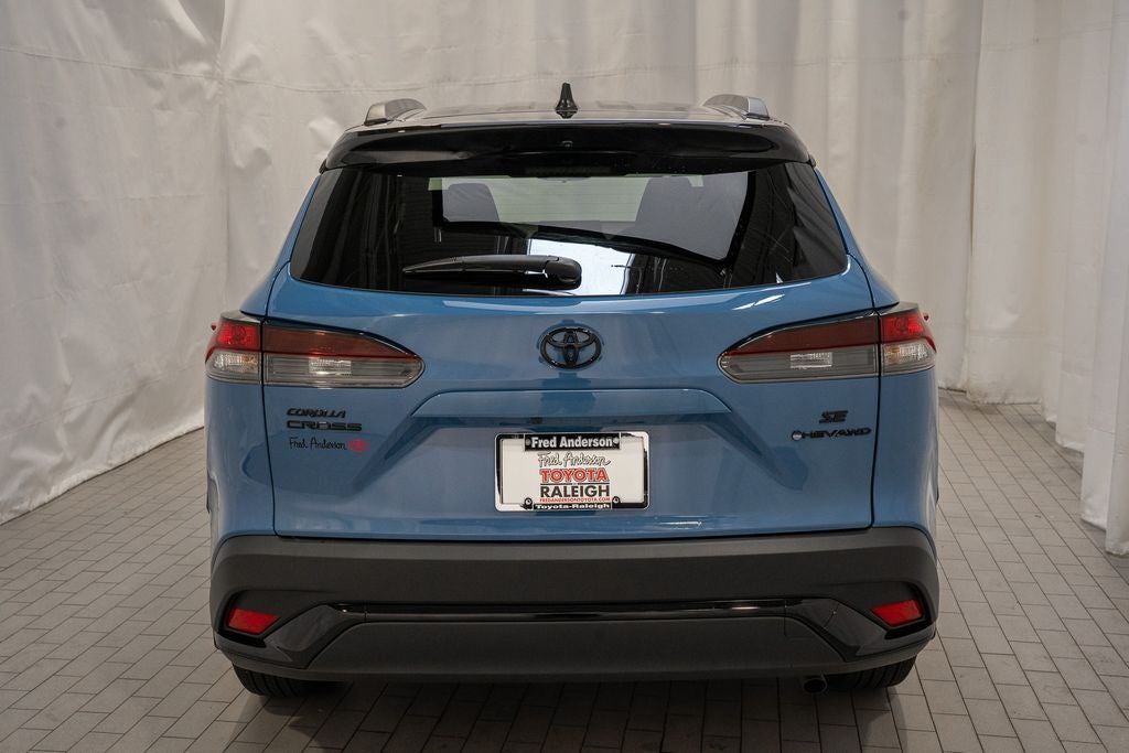 2026 Toyota Corolla Cross Hybrid SE