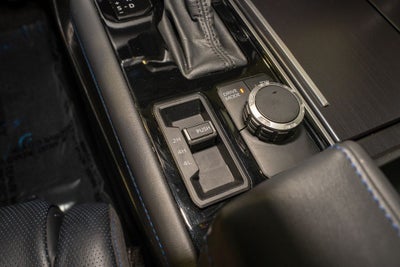 2023 Toyota Sequoia Platinum