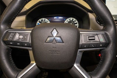 2022 Mitsubishi Outlander SEL
