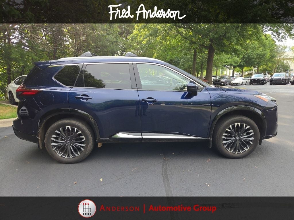 2025 Nissan Rogue Platinum