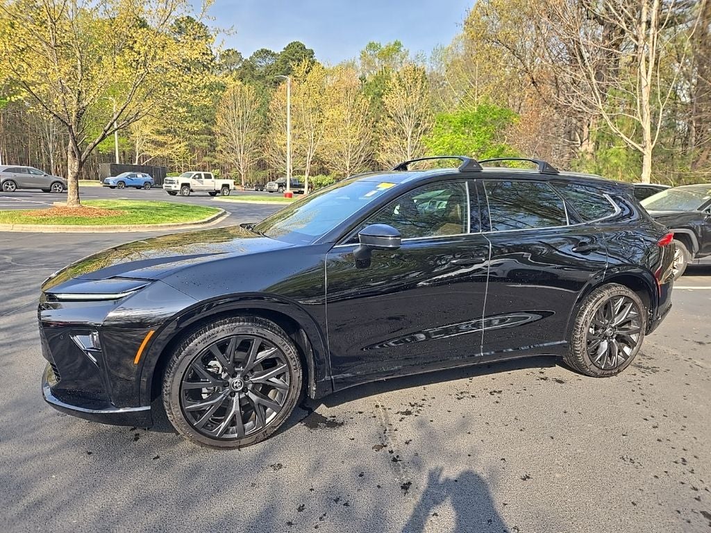 2025 Toyota Crown Signia Limited