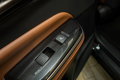 2025 Toyota Crown Signia Limited