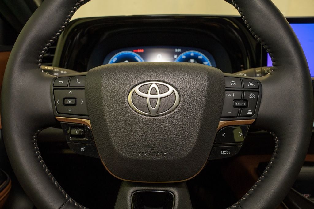2025 Toyota Crown Signia Limited