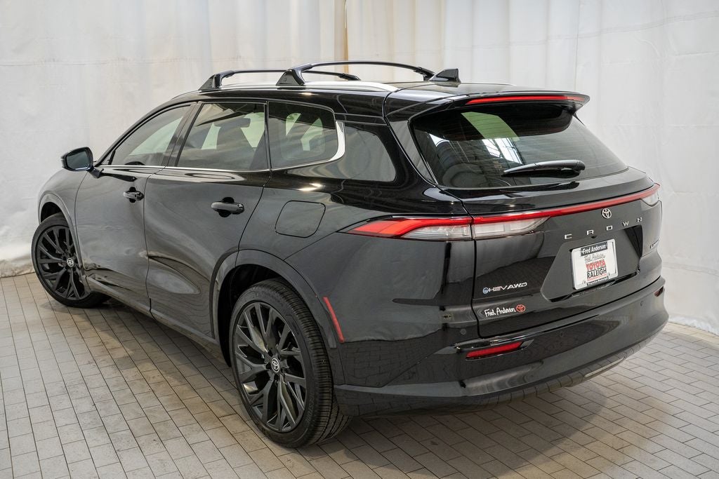 2025 Toyota Crown Signia Limited