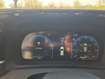 2025 Toyota Crown Signia Limited