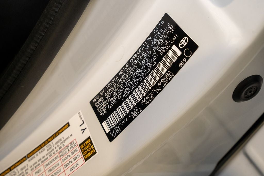 2025 Toyota Prius Plug-In Hybrid XSE