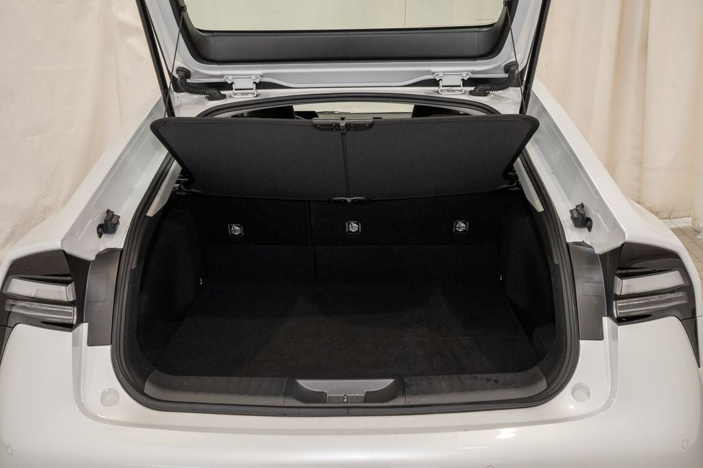 2025 Toyota Prius Plug-In Hybrid XSE