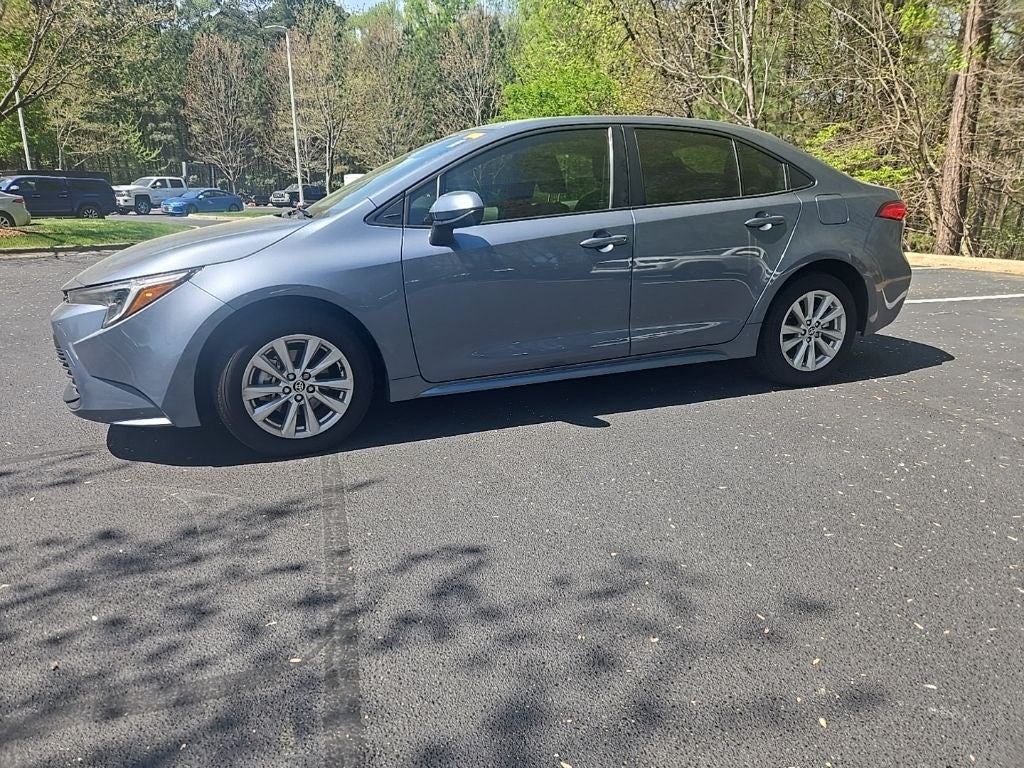 2025 Toyota Corolla Hybrid LE