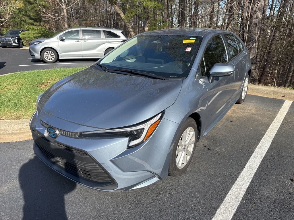 2025 Toyota Corolla Hybrid LE