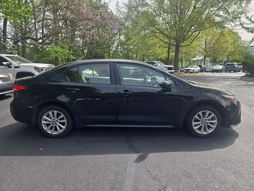 2024 Toyota Corolla Hybrid LE