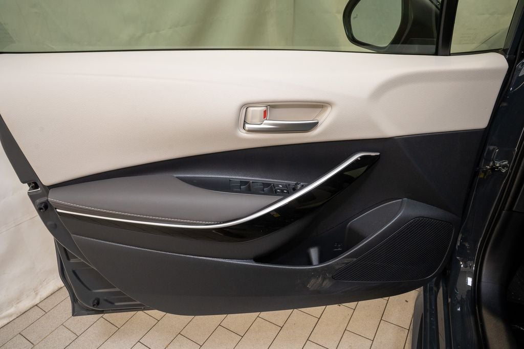 2025 Toyota Corolla Hybrid XLE