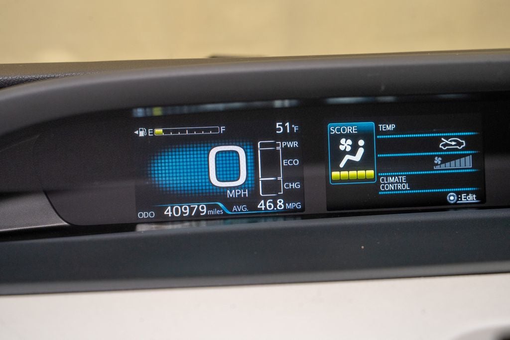 2022 Toyota Prius XLE