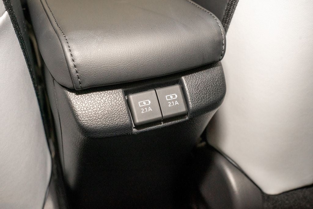 2022 Toyota Prius XLE