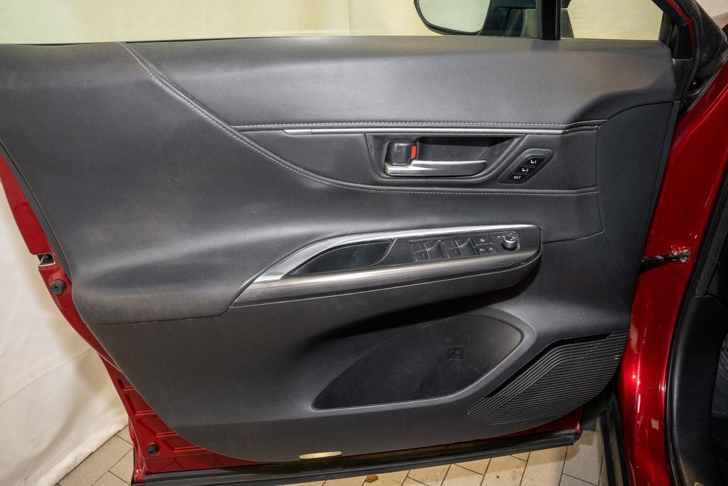 2022 Toyota Venza XLE