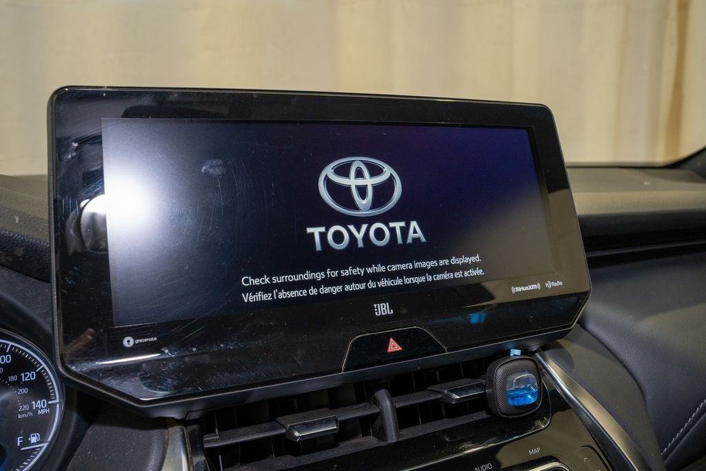 2022 Toyota Venza XLE