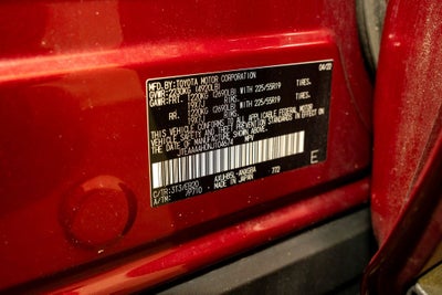 2022 Toyota Venza XLE