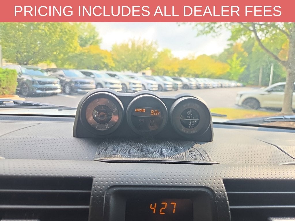 2014 Toyota FJ Cruiser Base