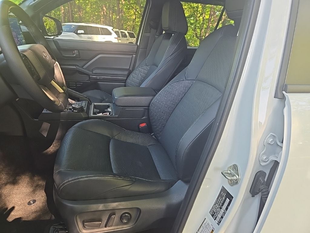 2025 Toyota 4Runner i-FORCE MAX Hybrid TRD Off Road Premium