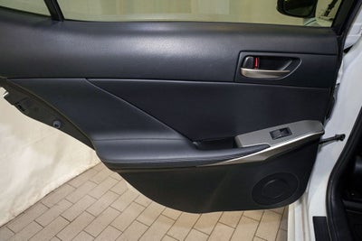 2017 Lexus IS 200t