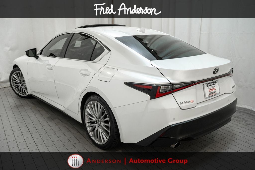 2022 Lexus IS 300