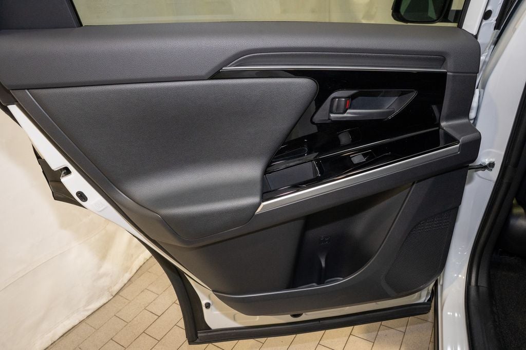 2025 Toyota bZ4X Limited