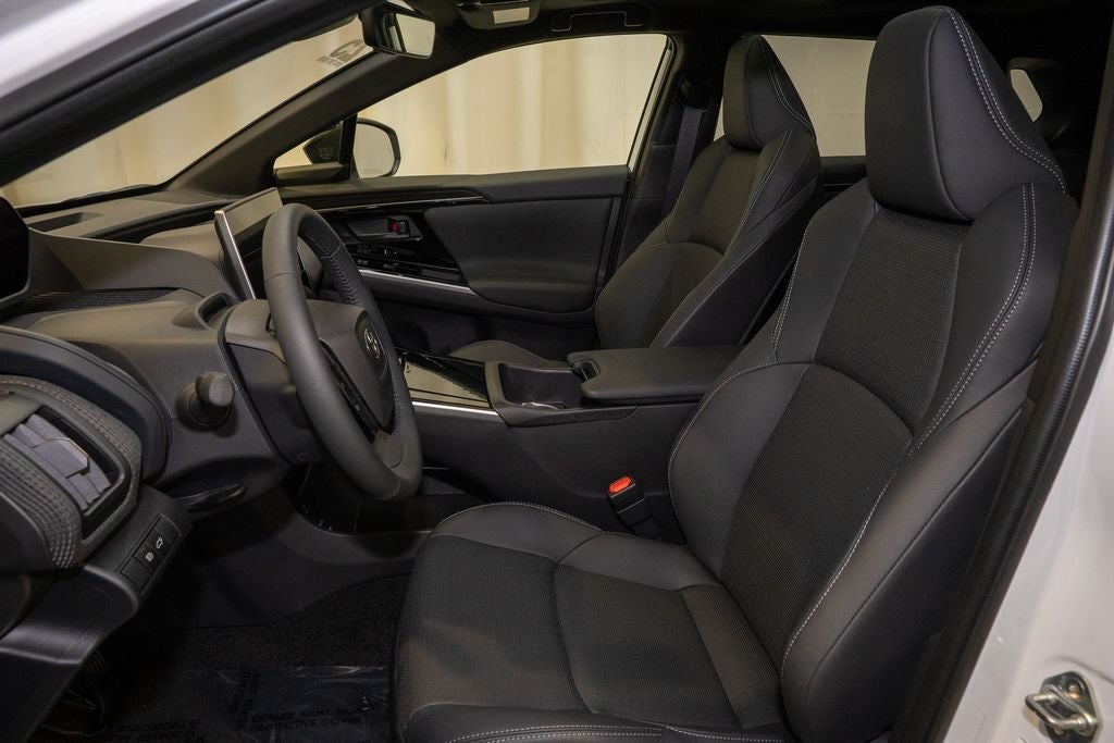 2025 Toyota bZ4X Limited