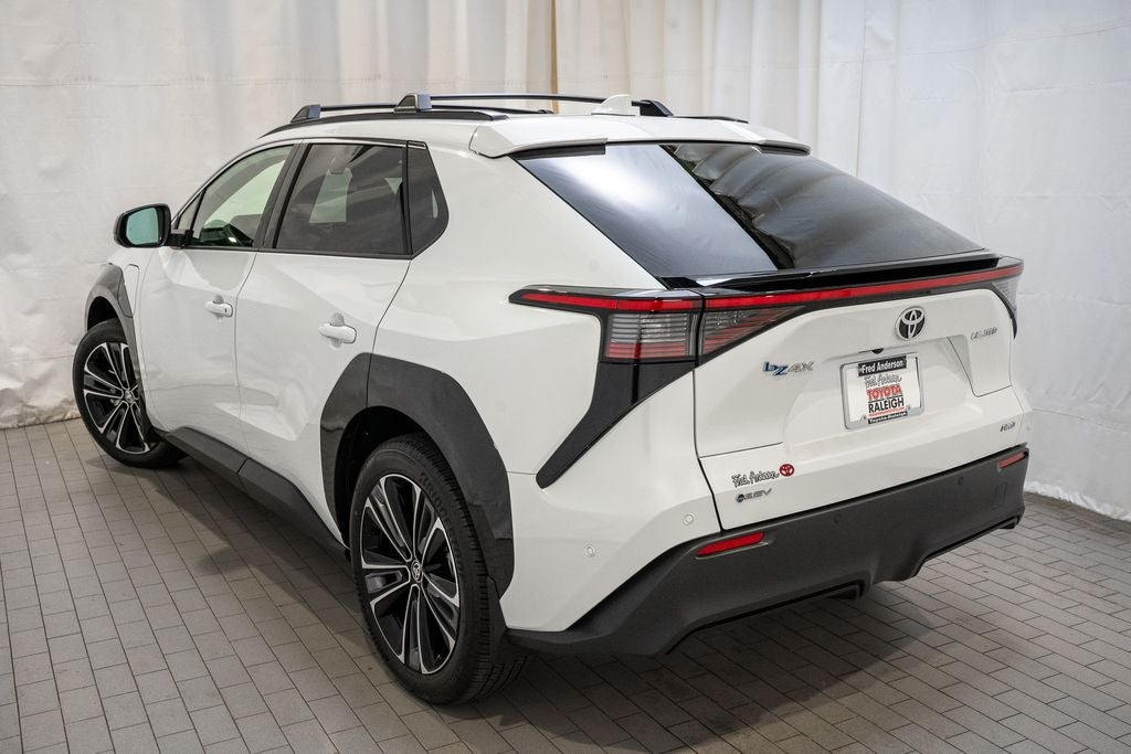 2025 Toyota bZ4X Limited