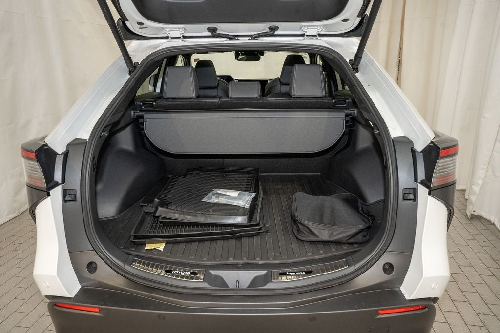 2025 Toyota bZ4X Limited