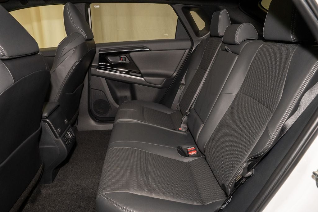 2025 Toyota bZ4X Limited