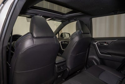 2025 Toyota RAV4 Hybrid XSE