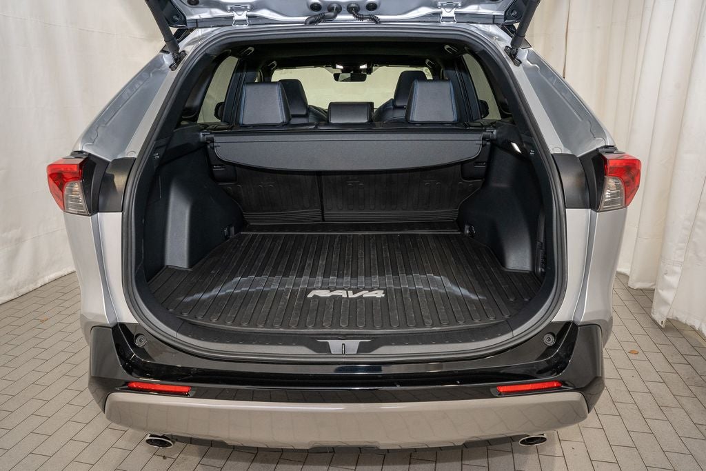 2025 Toyota RAV4 Hybrid XSE